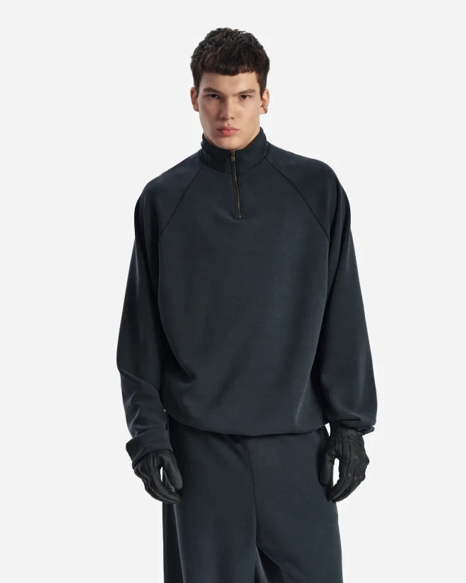 Свитшот из модала черный