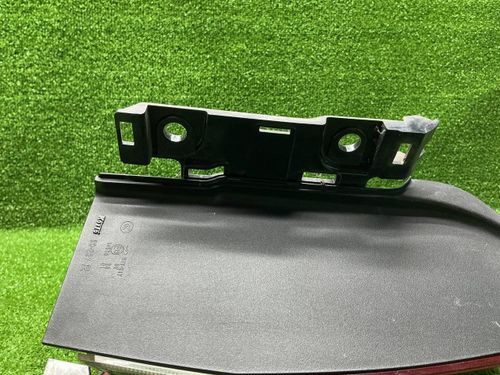 Фонарь правый внешний Land Cruiser 200 (2015-2021)