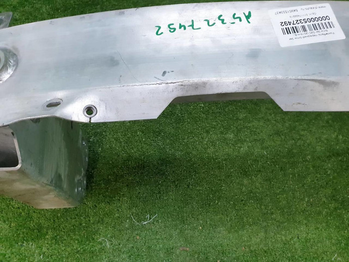 Усилитель передний BMW 3er G20 (2018-н.в.)