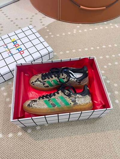 Gucci Adidas Gazelle Sneaker