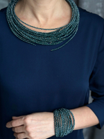 Браслет "Венеция" из венец.стекла бисерной огранки на кожан.застежке,оттенок сине-зеленый