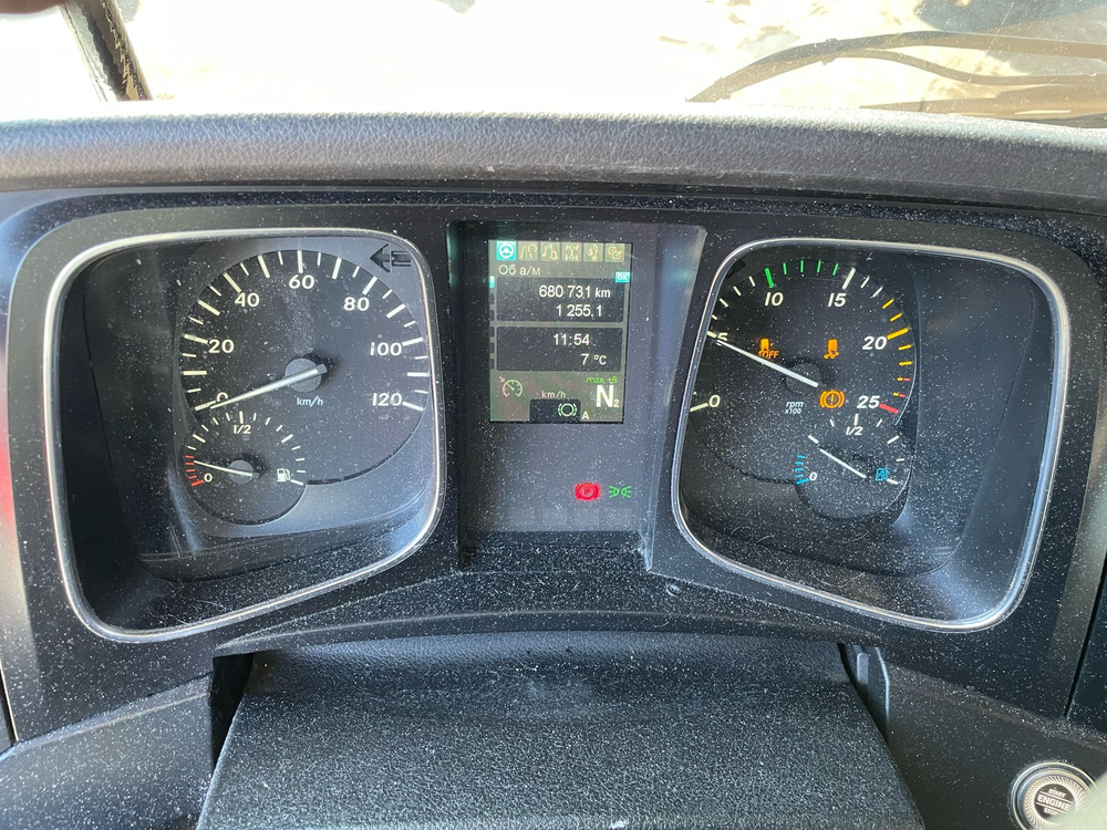 Mercedes-Benz ACTROS 4x2 Седельный тягач 1842 LS (Дизельный, 12,9 л, 422 л.с., АТ)