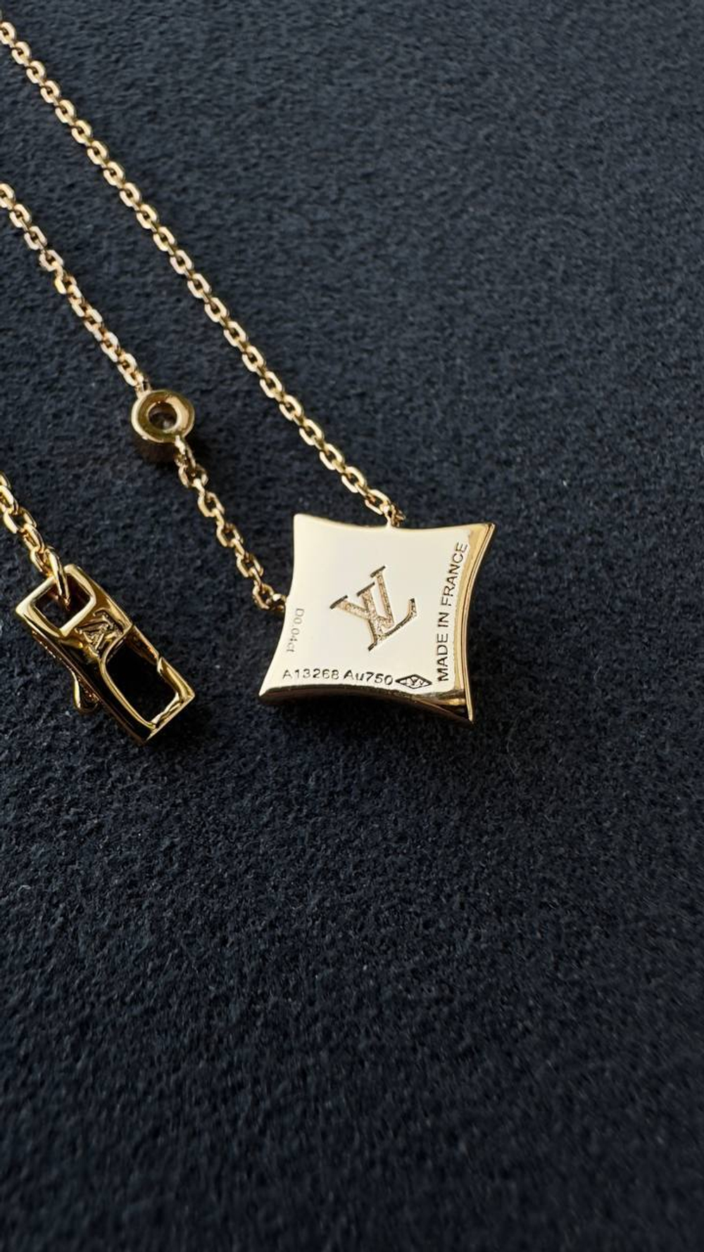 Кулон Louis Vuitton