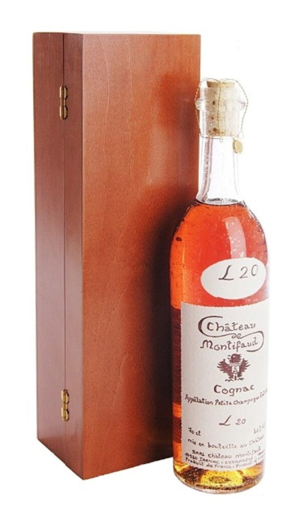 Коньяк Chateau de Montifaud, Petite Champagne, 20 Years Old, in wooden box, 0.7 л.