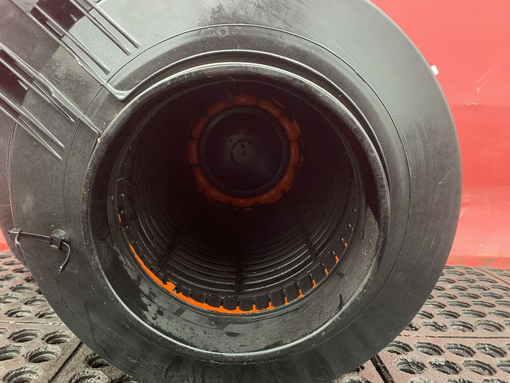 Корпус воздушного фильтра 2017г