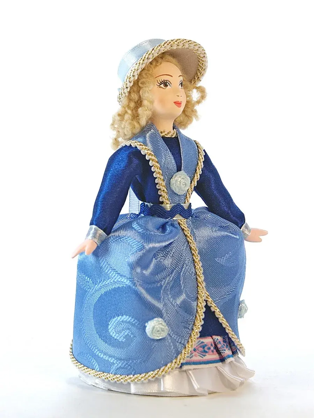 Кукла коллекционная Барышня