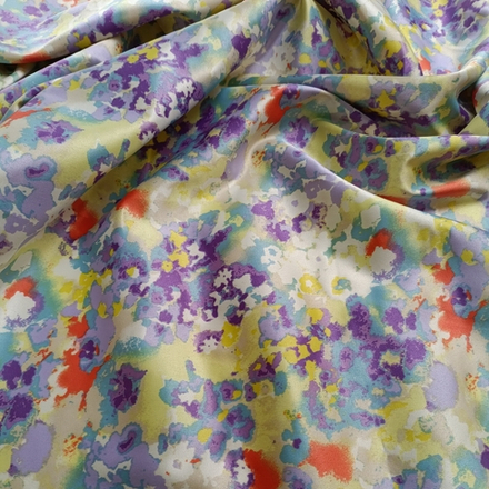 Атлас-стрейч, сиреневый камуфляж с оранжевым