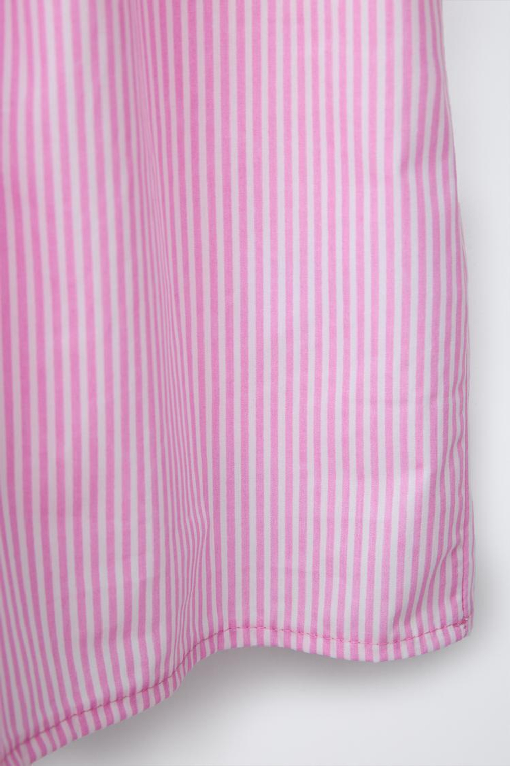 ZARA КОМБИНИРОВАННОЕ ПЛАТЬЕ С КОНТРАСТНОЙ ДЕТАЛЬЮ В ПОЛОСКУ И ПРИНТОМ HELLO KITTY © SANRIO, РОЗОВЫЙ