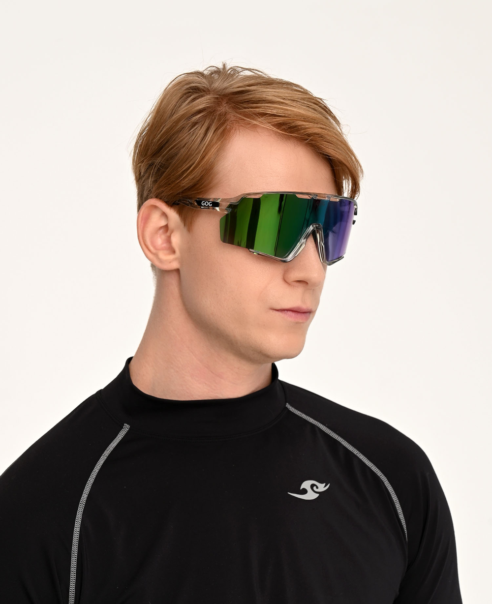Спортивные очки GOG Prometheus / Photochromic Green/Black / Reflex Green
