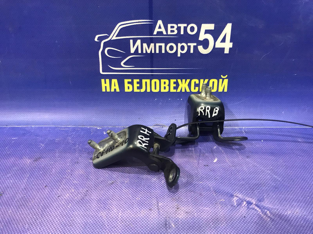 Петля двери задней правой TOYOTA SPRINTER 1996