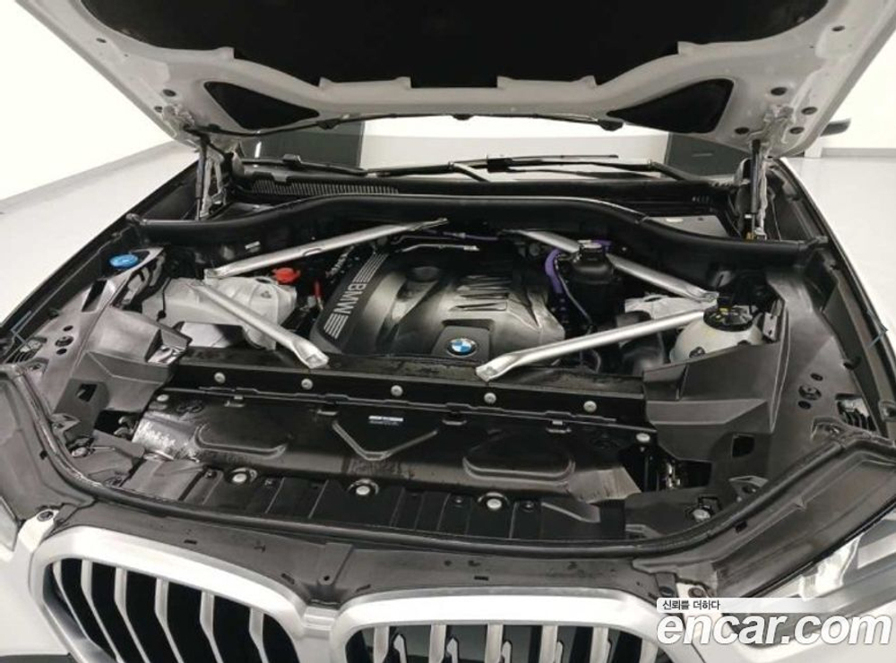 BMW X6 (G06) xDrive40i M Sports (10.2023)