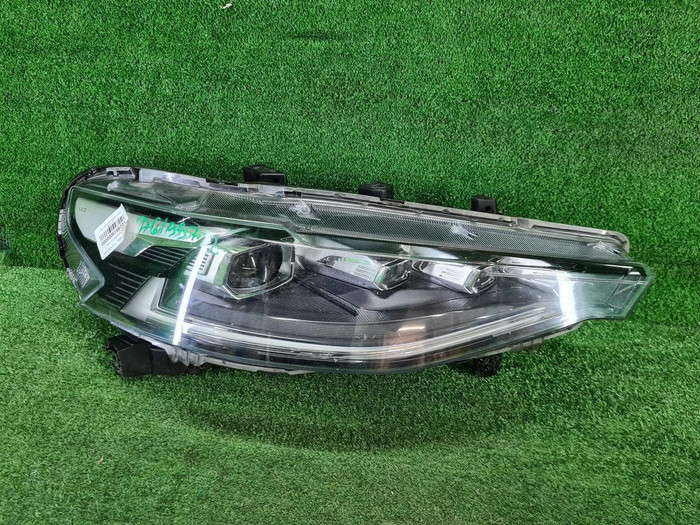 Фара правая Haval F7 (2018-2024) LED