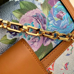 Louis Vuitton Dauphine MM