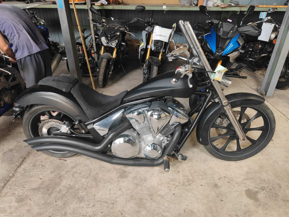 Honda VT1300CX Fury 2010