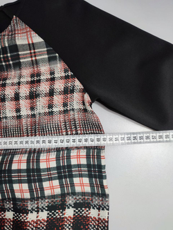 Свитшот комбинированный  с принтом 44 размер