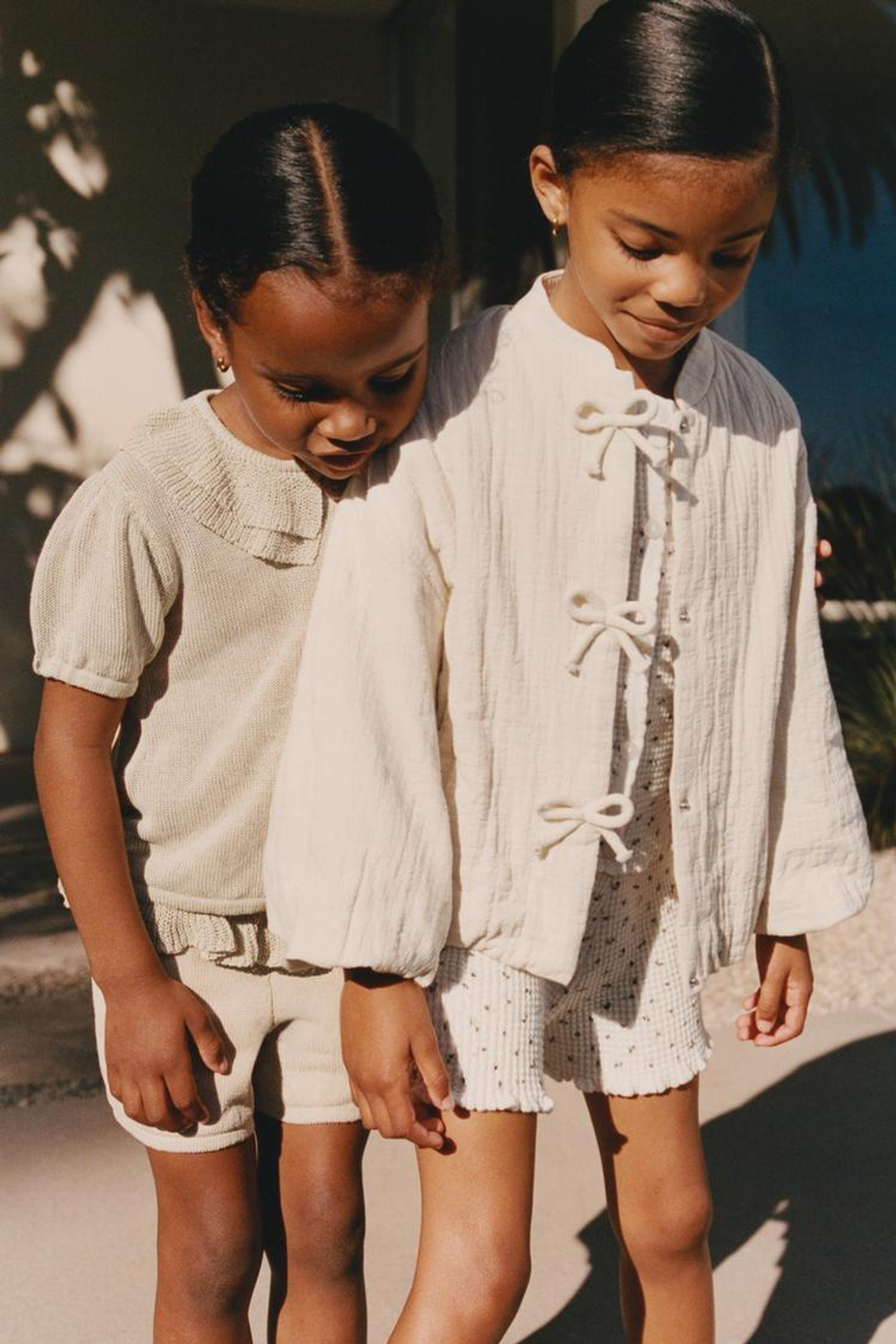 ZARA СТЕГАНАЯ КУРТКА С БАНТАМИ — TIMELESZ, ЭКРЮ