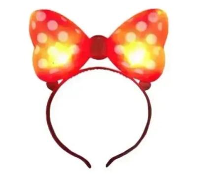 Маскарадное украшение на голову Красный бант из полипропилена со светодиодной подсветкой (2 лампы; напряжение 3 В), на 2 элемента питания (тип АА, мощ