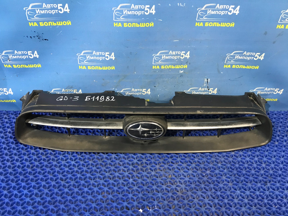 Решетка радиатора SUBARU IMPREZA 2002-2005