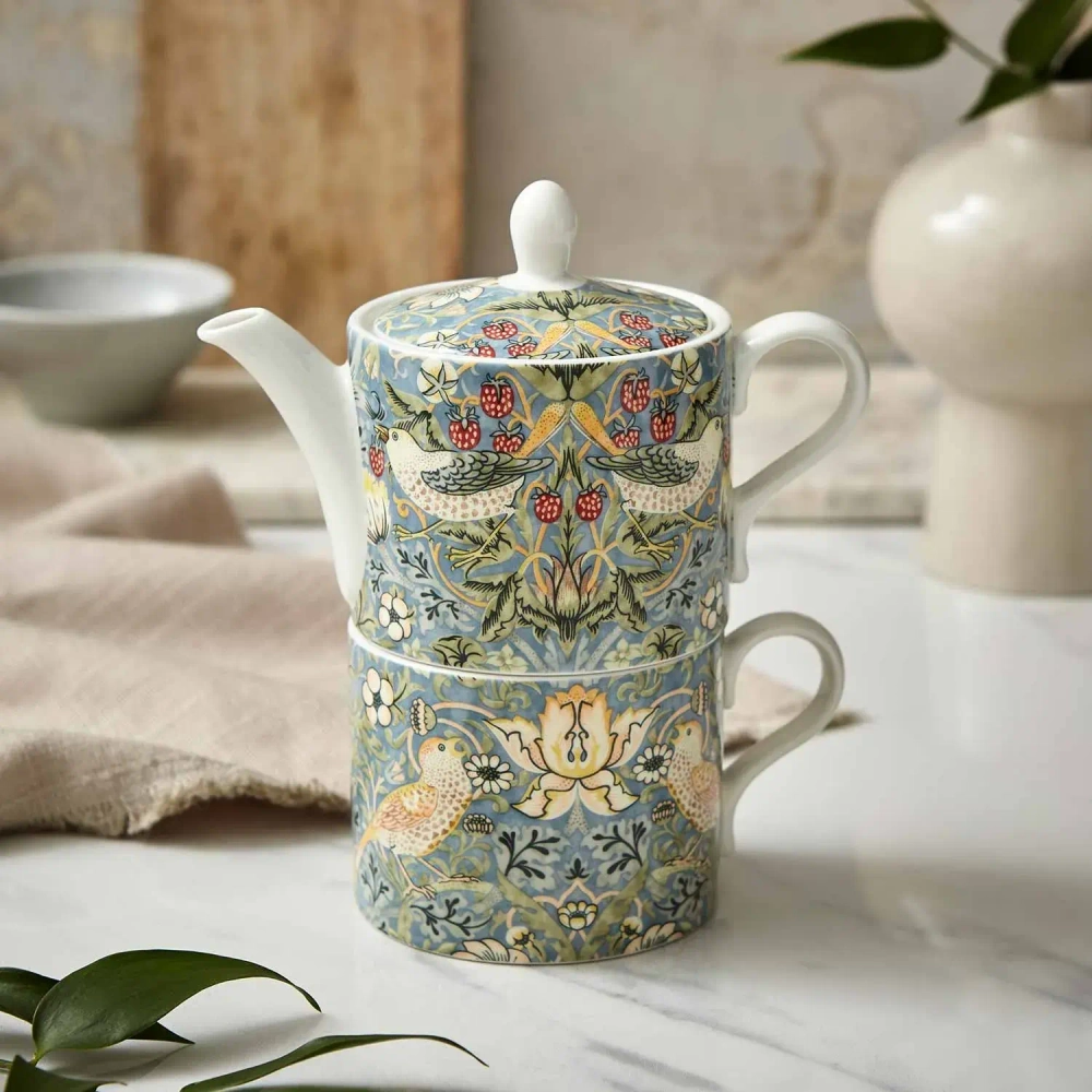 Spode Чай для одного Моррис и Ко. Клубничный вор