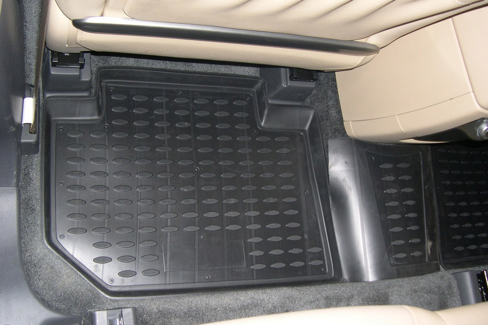 Коврики Standard, в салон SUBARU Tribeca 2005-2014, 4 шт. (полиуретан, чёрные) Element.NLC.46.05.210