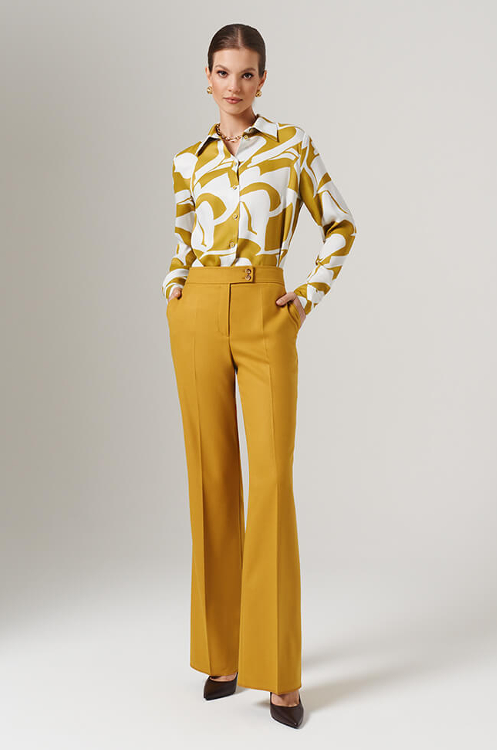 23144 Блузка женская (оливковый принт)