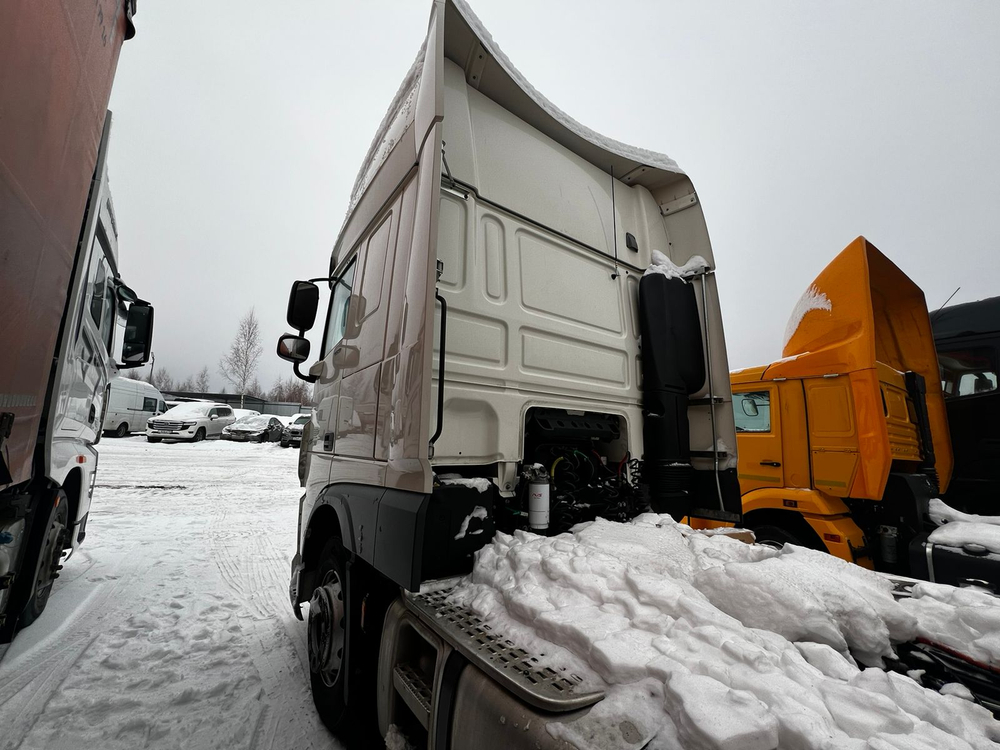 DAF XF 4x2 Седельный тягач XF 480 FT (Дизельный, 12,9 л, 483 л.с., АТ)