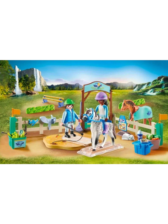 Набор Современная школа верховой езды Playmobil 71637