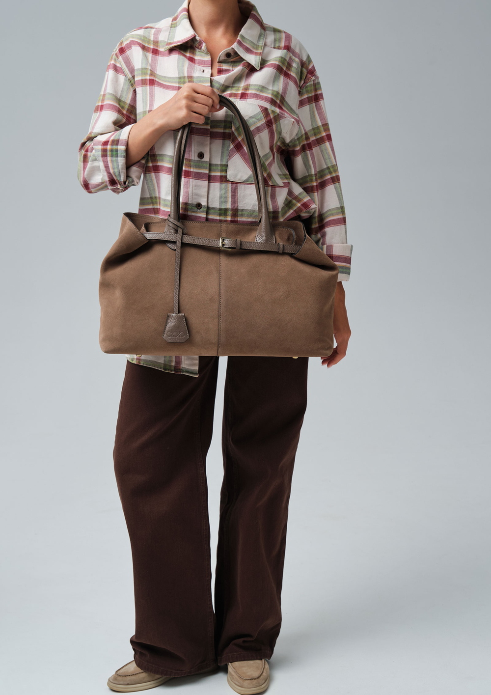 Замшевая сумка Daniela DBR 31375 серо-коричневый