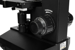 Микроскоп Levenhuk 890T, тринокулярный