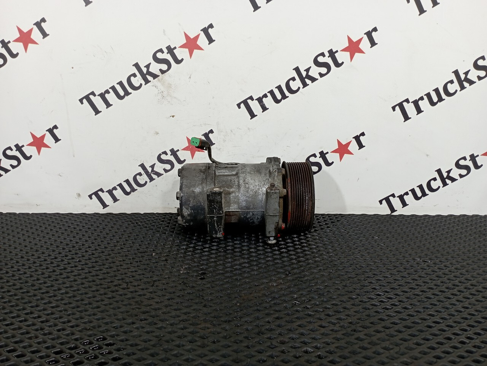 Компрессор кондиционера 2017г.