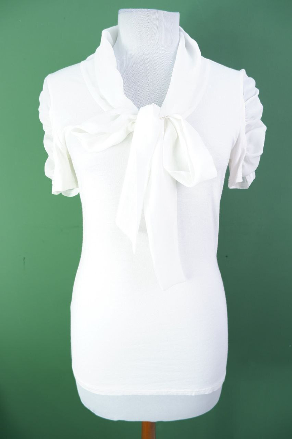 Блузка BodyFlirt с актуальным бантом 42 размер