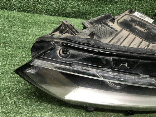 Битая Фара левая VW Passat B8 (2014-2020) LED