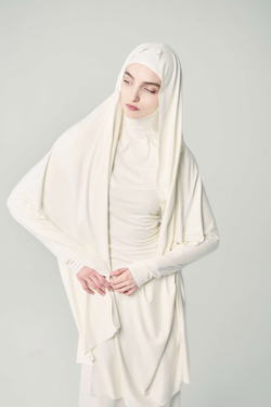 Балаклава Кэрри белая