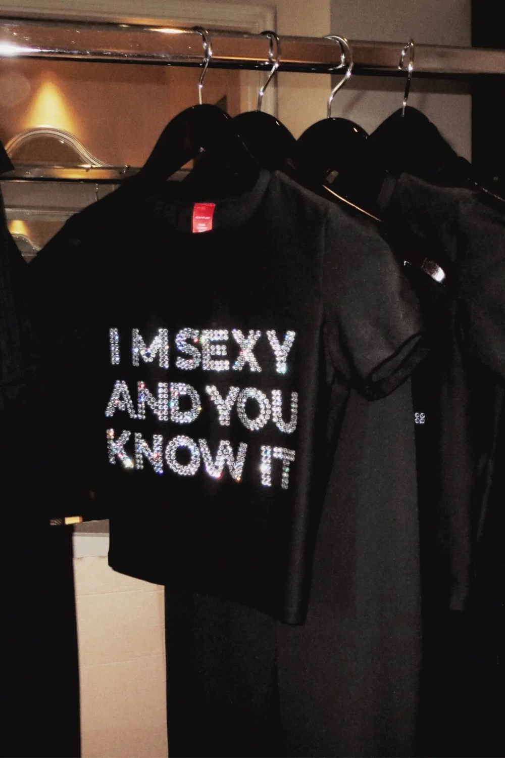 Топ I’M SEXY AND YOU KNOW IT