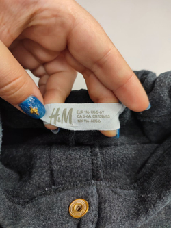 Брюки H&M с вышивкой на 5-6 лет