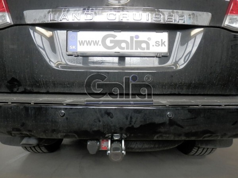 Фаркоп оцинкованный Galia T071A для Toyota Land Cruiser 200 2008-, Lexus LX 2008-(паспорт и сертификат в комплекте)(без электрики)