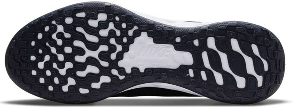 Кроссовки Nike Revolution 6