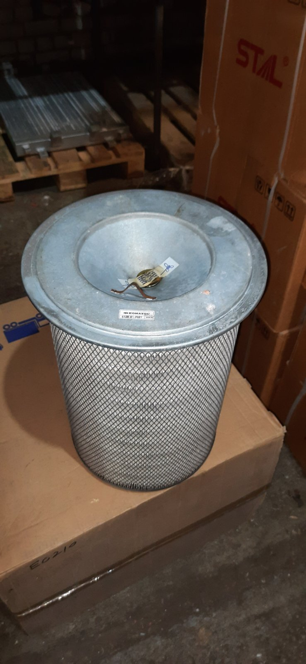 Фильтр воздушный внешний Komatsu 6128-81-7321