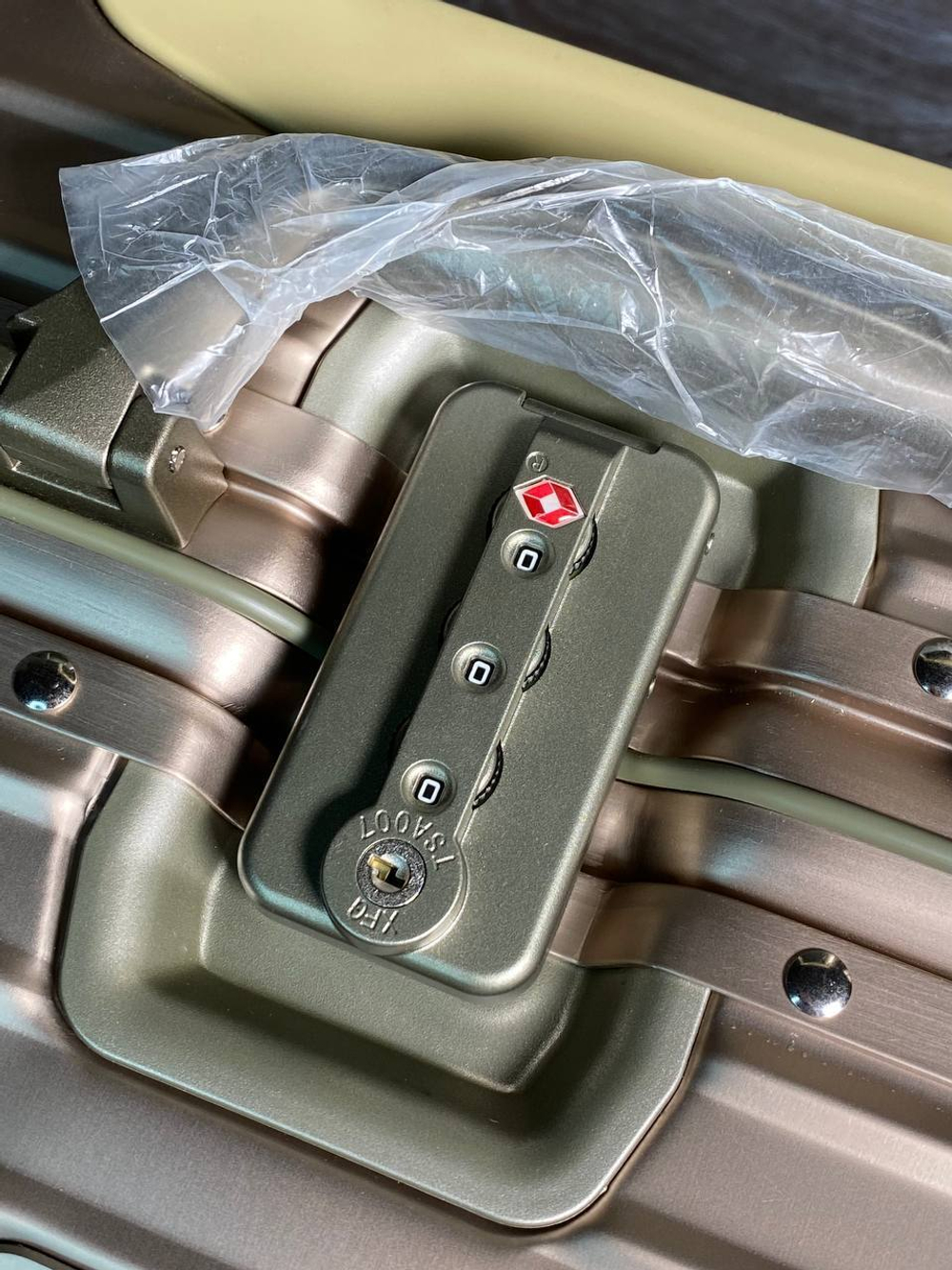Чемодан Rimowa, арт. 476742082