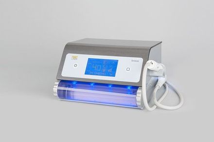 FeetLiner Breeze - Педикюрный аппарат со спреем и подсветкой