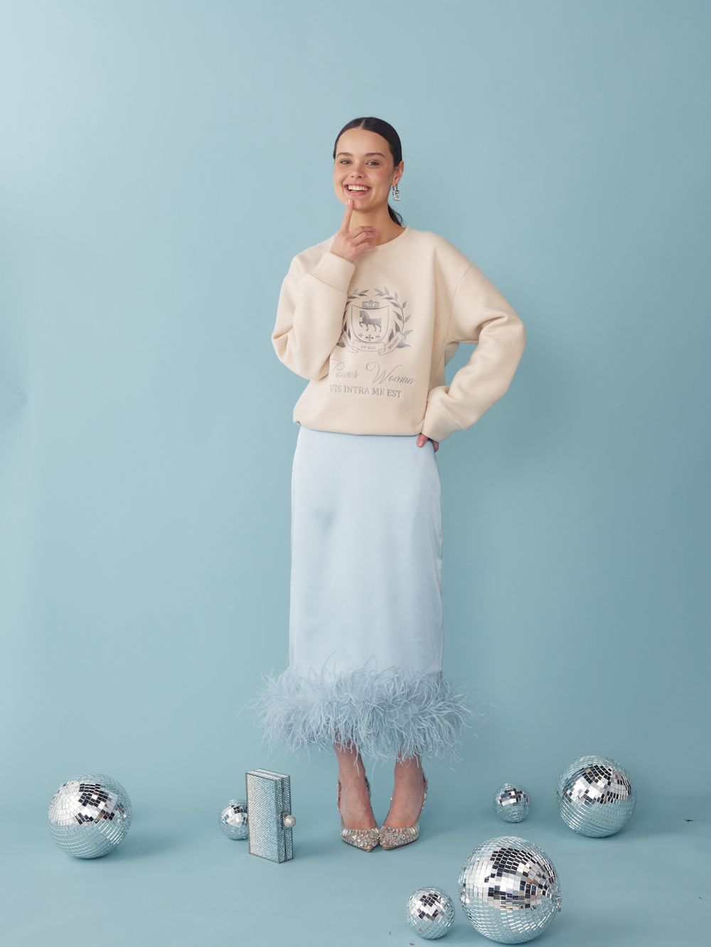 ЮБКА САТИНОВАЯ С ПЕРЬЯМИ L.BLUE