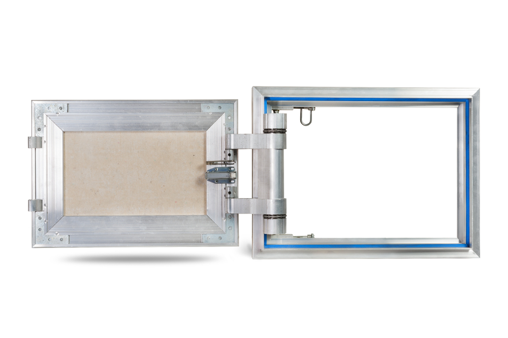 Люк под плитку усиленный Визионер Модерн 750х500 мм