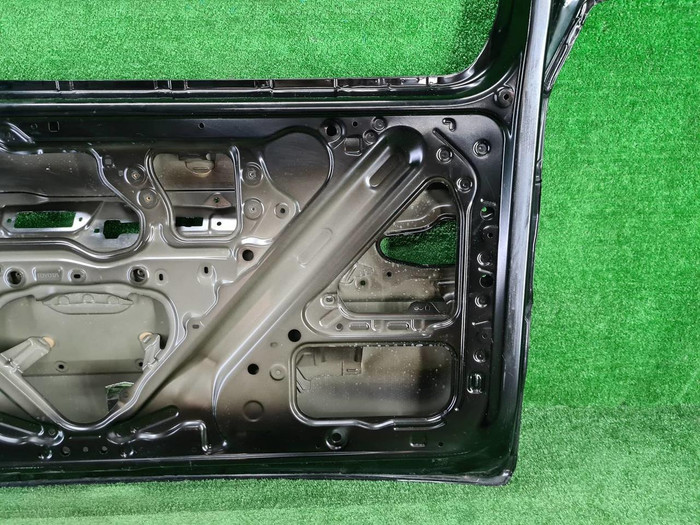 Крышка багажника Toyota Hiace Н300 (2019-н.в.)
