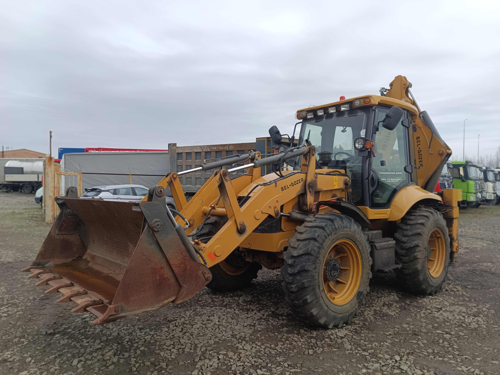 BEL-DOZER BD* Экскаватор-погрузчик BD388H (Дизельный, 4.8 л, 102 л.с. АТ)