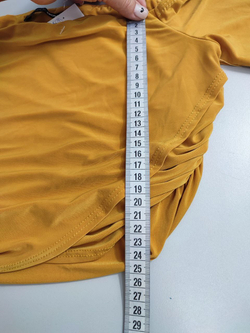 Кроп-топ Fashion Nova красивый 40-42 размер