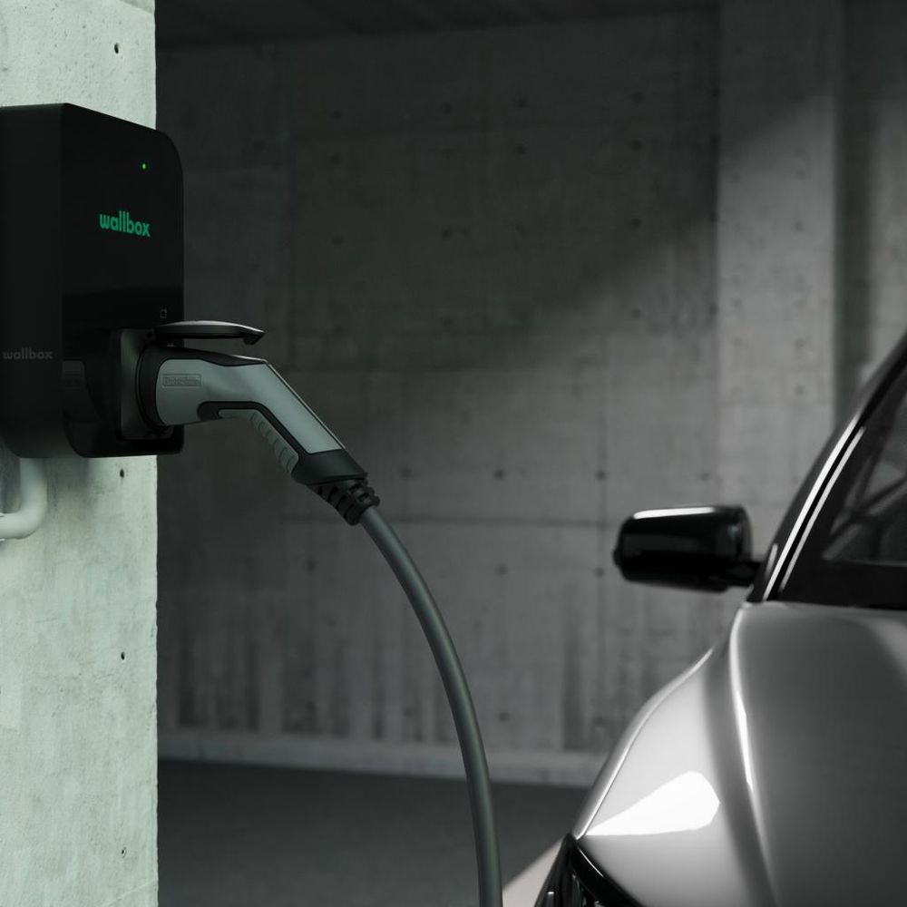 Wallbox Copper SB CPB1-W-2-4-8-002