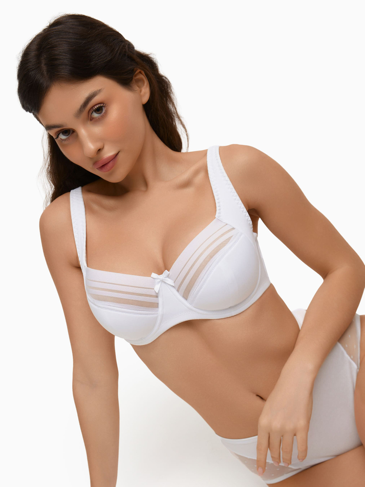 Бюстгальтер OIRO с чашками на спонже и на косточках Lily