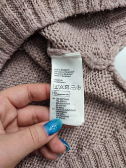 Свитер H&M с объемным воротником 42 размер