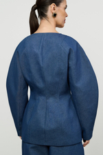 Жакет с объемными рукавами