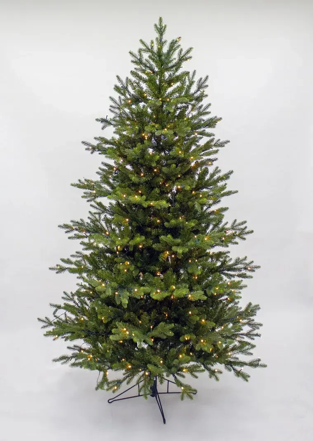 Ель Ирландская с лампочками 365 см., 1104 LED лампы, литая хвоя+пвх, Black Box (74395)